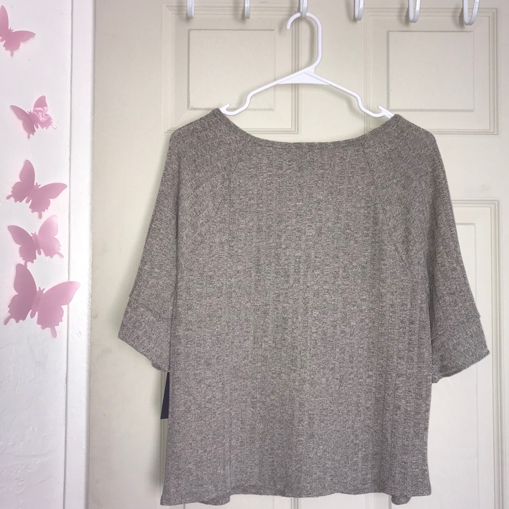 Brown button top - Picture 2 of 2